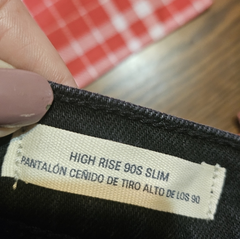 Universal Thread High Rise 90s Slim Jeans - Picture 11 of 14